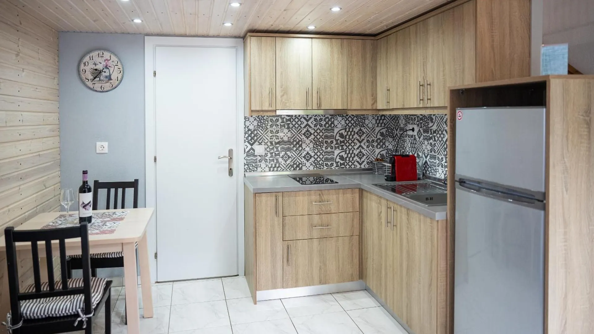 Filippou Luxury Apartments Flogita