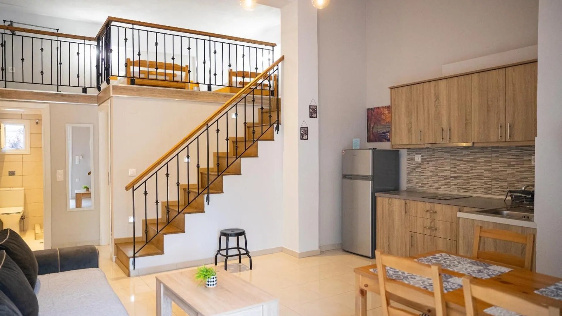Filippou Luxury Apartments Flogita